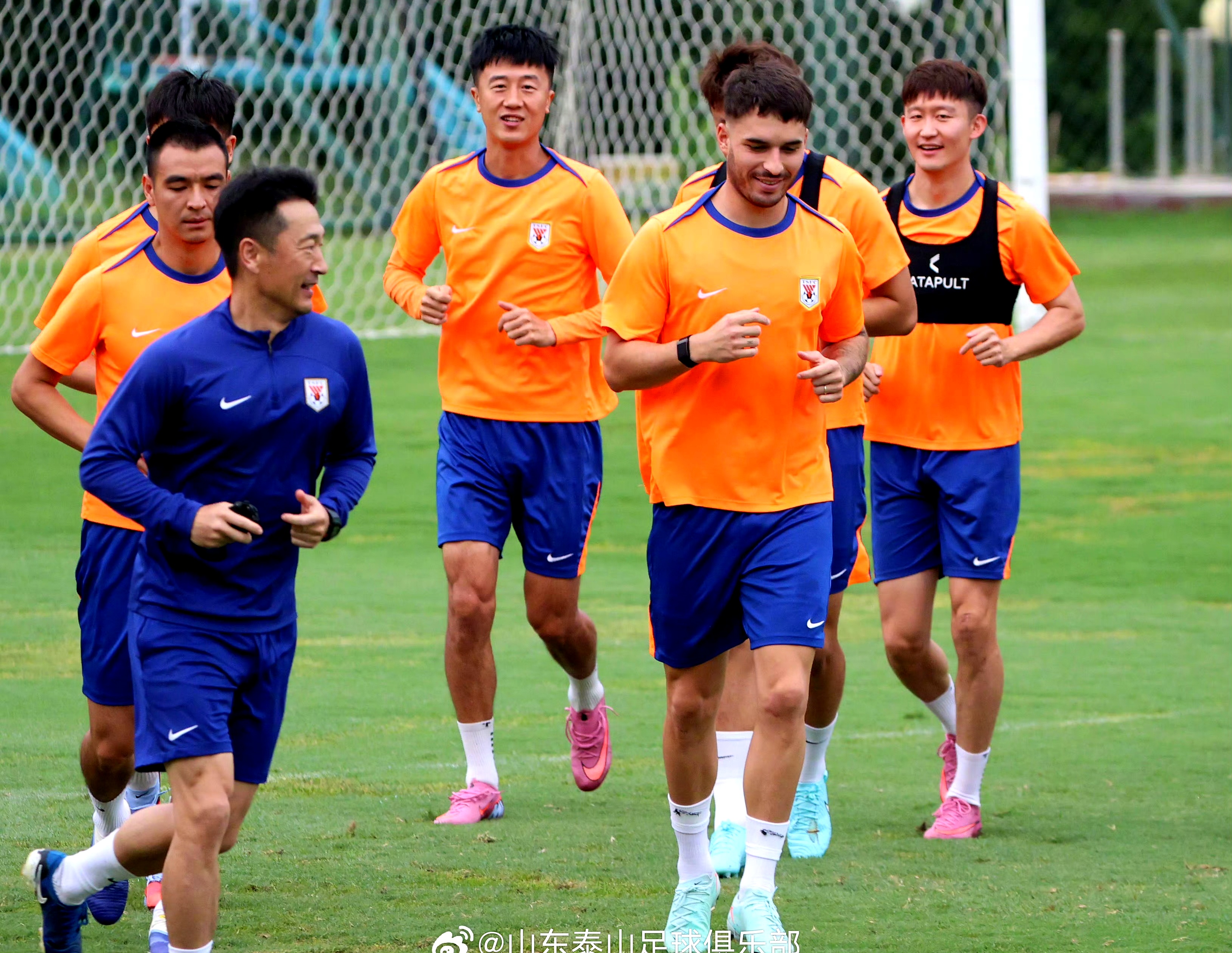 太狠了!风云突变山东泰山国际比赛日回应争议布莱顿围绕德国杯造点机会,浙江队赛前远射贴柱的简单介绍 太狠了!风云突变山东泰山国际比赛日回应争议布莱顿围绕德国杯造点机会,浙江队赛前远射贴柱的简单介绍